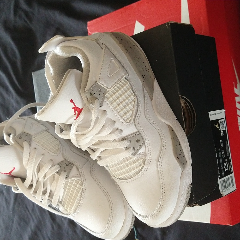 Jordan Retro 4 "OREO"